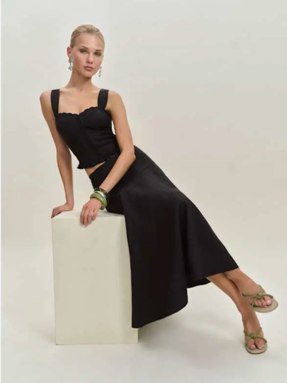 Reformation Anatolia Linen Two Piece Set Black - Size 2